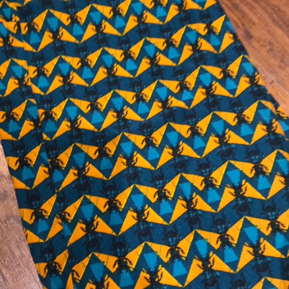 NEW LuLaRoe One Size BEETLE leggings